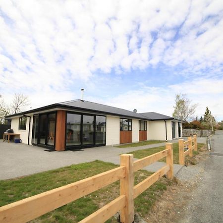 Mackenzie Magic Vila Twizel Exterior foto